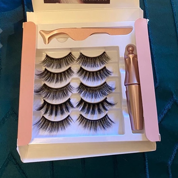 5 pairs Magnetic Eyelashes with Eyeliner Reusable - Picture 3 of 4